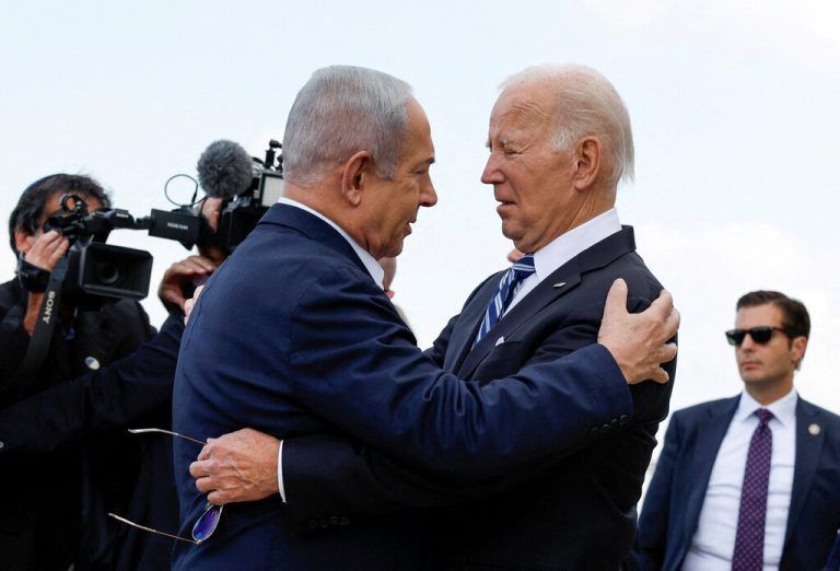 Netanjahu begrüßte Biden in Tel Aviv.Reuters