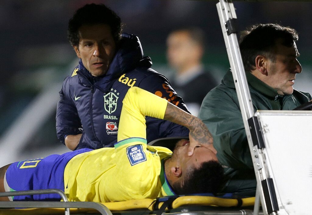 Brasilien patzt und bangt um Neymar