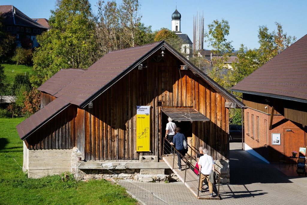 Innovative Objekte bei „Handwerk+Form“