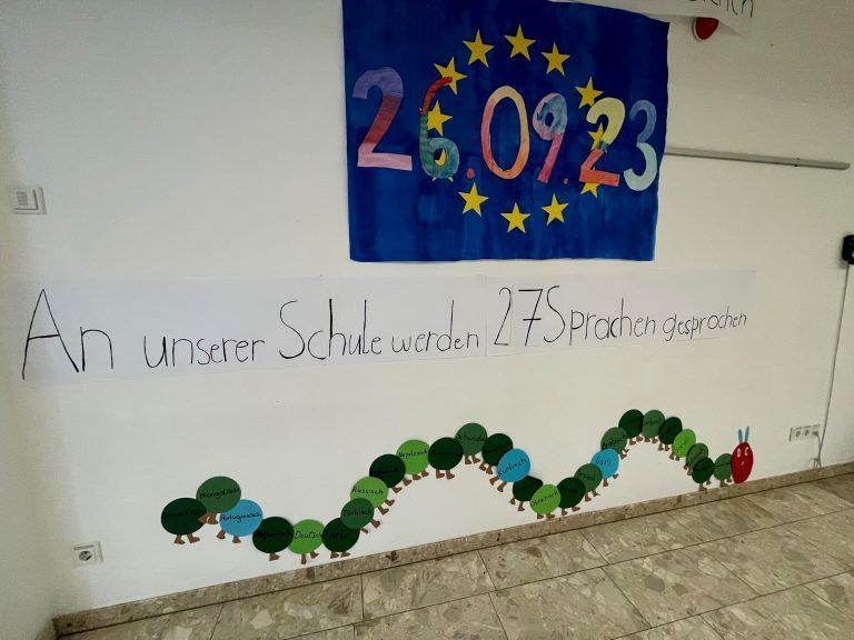 27 Sprachen werden an der Volksschule Oberau gesprochen und in den Unterricht eingebunden.