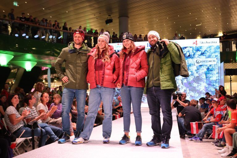 Olympiasieger Johannes Strolz führte mit Nina Ortlieb, Veronika Aigner und Daniel Hemetsberger die neue ÖSV-Kollektion vor.Gepa