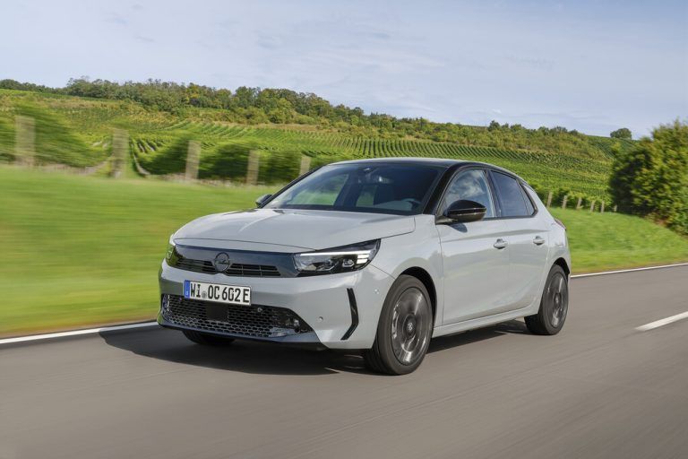 Opel Corsa: Neuer Look mit dem schwarzen Frontpaneel.werk