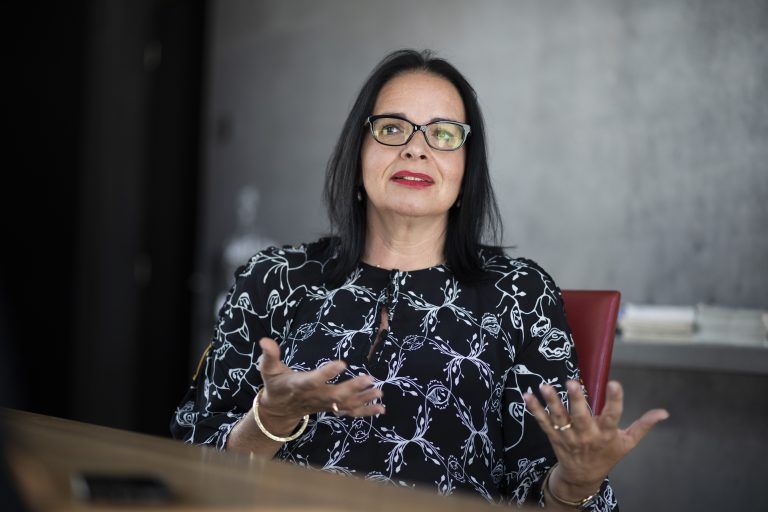 Kulturstaatssekretärin Andrea Mayer: "Zahlreiche hochkarätige Auftragswerke und seine facettenreiche Zusammenarbeit mit renommierten Ensembles und Orchestern belegen Gerd Kührs überragende Bedeutung für die zeitgenössische Musik in Österreich."  <span class="copyright">Roland Paulitsch</span>