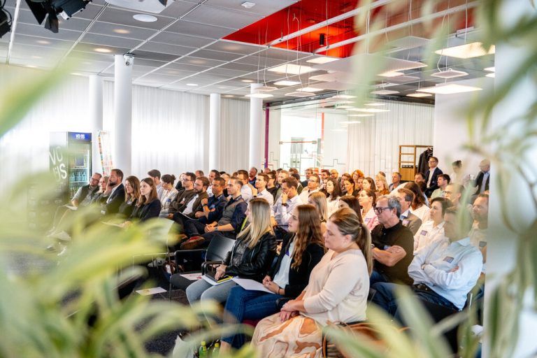 Volles Haus bei der xyz-Konferenz bei Russmedia. vn/Rhomberg