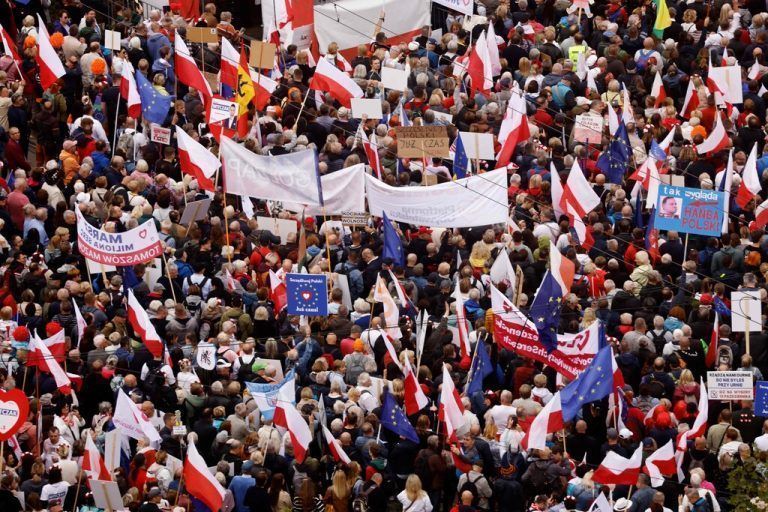 Zwei Wochen vor der Wahl rief die polnische Opposition zum 