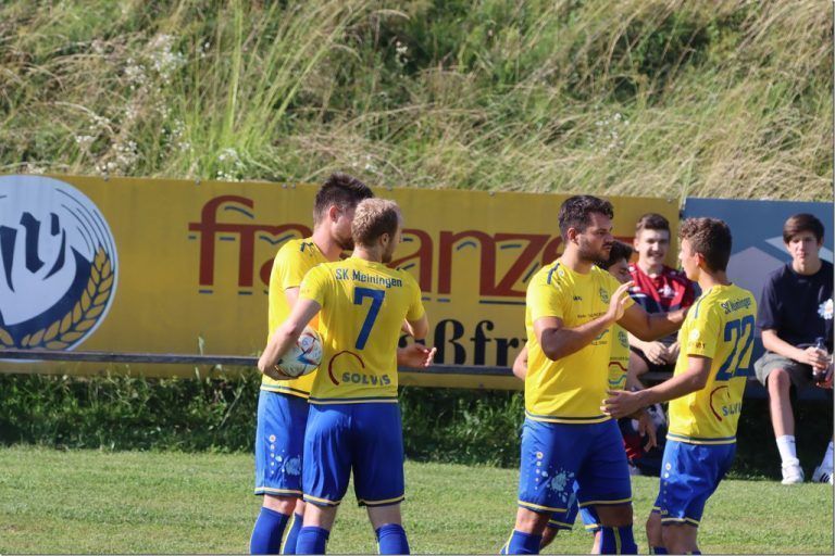 Der SK Meiningen hoff im Abstiegskampf gegen den FC Koblach auf ersehnte Punkte.