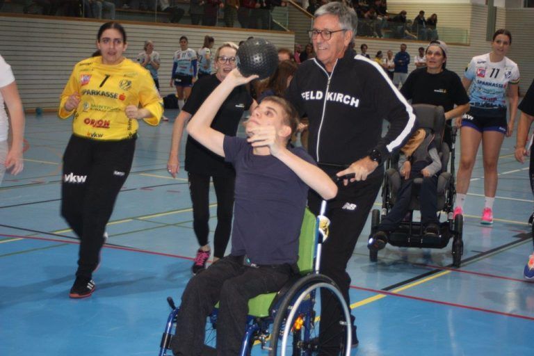 Treffsicher für den guten Zweck: Jeder Ballwurf bringt Freude und unterstützt karitative Projekte.