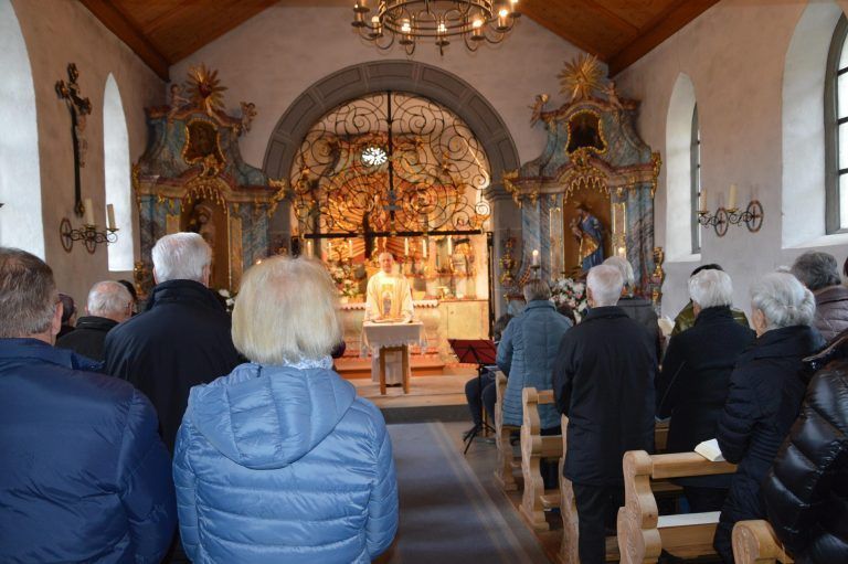 Treue Freunde der Loretokapelle kamen zur Messe.