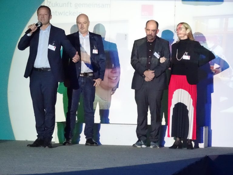 Die vier Abteilungsvorstände Norbert Lenz, Markus Kornfehl, Rudolf Sams und Annemarie Prirsch.