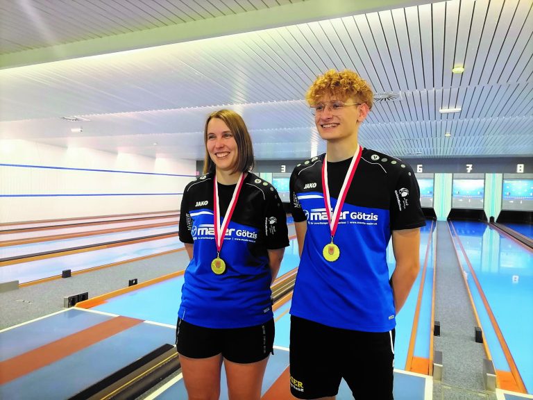 Sportkegelclub Bergfalken Koblach: Stefanie Sieber und Simon Pilecky holten Gold. <span class="copyright">RUTH NIKOLIC (5)</span>
