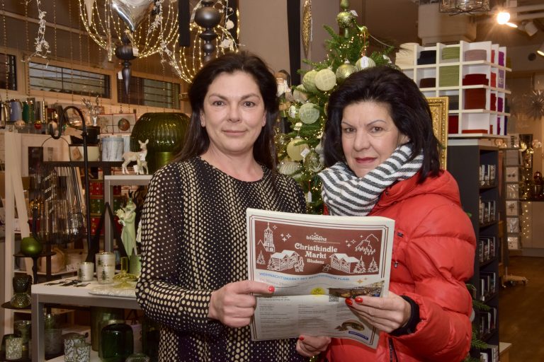 Melanie Tschofen (Tschofen - Tischkultur & Küche) mit Brigitte Moser.