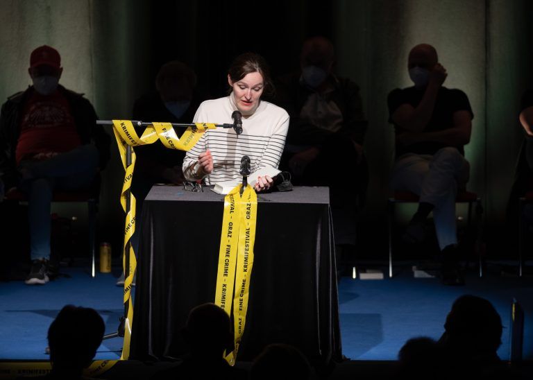 Alex Beer hat 2021 den Fine Crime Award gewonnen.  <span class="copyright">niki schreinlechner</span>