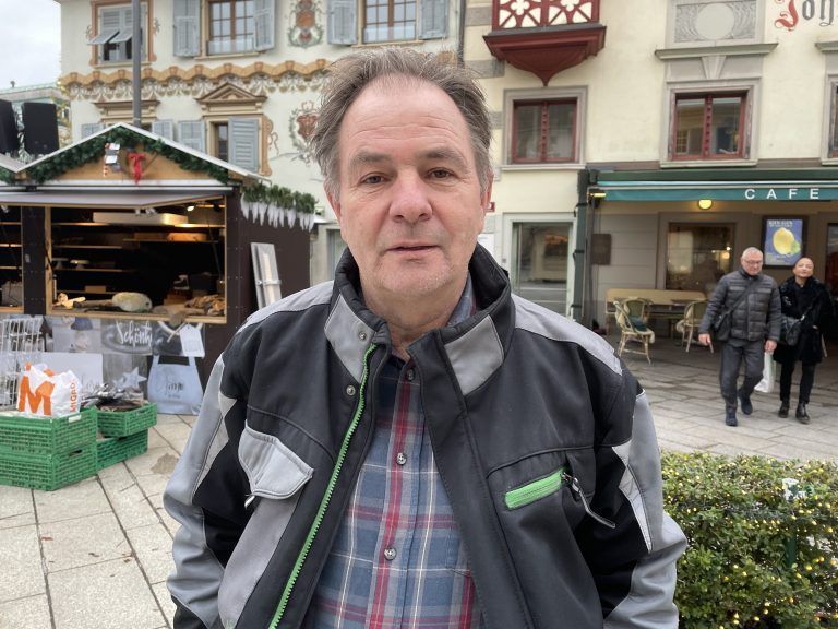 Die Österreicher haben dieses Testspiel wirklich verdient gewonnen. Die Mannschaft hat gut miteinander zusammengespielt, was zu einem verdienten Ergebnis geführt hat. Deutschland spielt derzeit eher schwach, weswegen der Sieg vollkomen hochverdient war für Österreich. Ich denke, dass die Österreicher bei der Europameisterschaft eine Platzierung unter den ersten acht ergattern.Reinhard Hofer, 65, Dornbirn