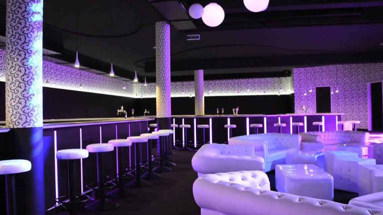 Blick in die Tabledance-Bar Livingroom in Ischgl, die von einer Lustenauer Firma betrieben wird. <span class="copyright">FA</span>