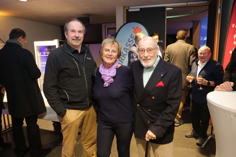 Werner Scheffknecht, Renate Nee und Günther J. Wolf haben sich gefreut.