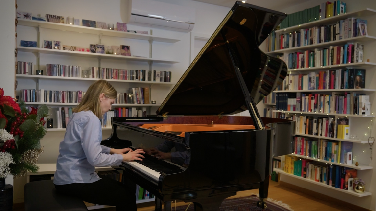 Musikliebhaber öffnen das digitale Kalendertürchen und bekommen einführende Worte sowie Wissenswertes über die Werke und deren Hintergründe. <span class="copyright">privat</span>