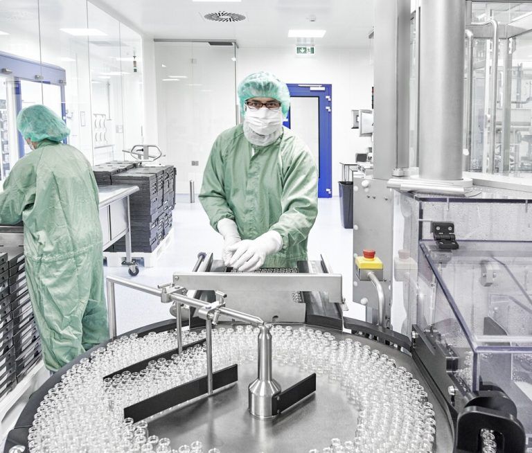 Am Vetter-Standort in Rankweil ist eine aseptische Produktion beheimatet. vetter