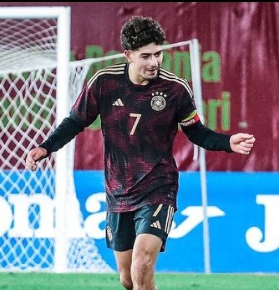 <p class="caption">Ben Bobzien erzielte für Deutschlands U20 den 1:0-Siegtreffer gegen Rumänien.<span class="media-container dcx_media_rtab" data-dcx_media_config="{}" data-dcx_media_type="rtab"> </span><span class="marker">sca</span></p>