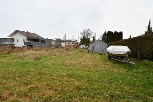 Baugrundstück in Höchst vor der Zwangsversteigerung