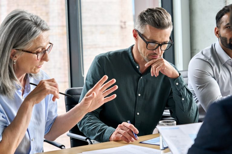 Das AMS fördert die Qualifizierung in der Altersgruppe 50+.Shutterstock