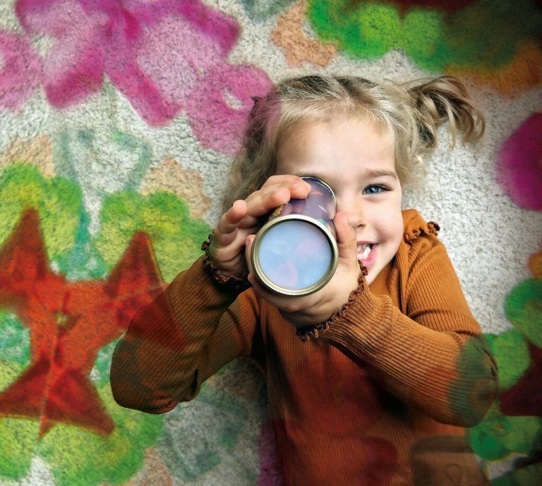 Kindern zwei bis drei Stunden Zeit pro Woche zu schenken, um Familien zu entlasten, lautet das Motto des Angebots „Freiwilliges Engagement mit Kindern“ des Vorarlberger Kinderdorfs. <span class="media-container dcx_media_rtab" data-dcx_media_config="{}" data-dcx_media_type="rtab"> </span><span class="copyright">Vorarlberger Kinderdorf</span>
