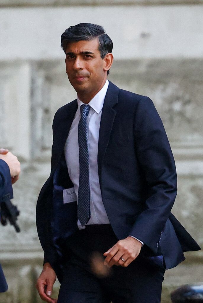 Der britische Premierminister Rishi Sunak baute sein Kabinett radikal um. Reuters