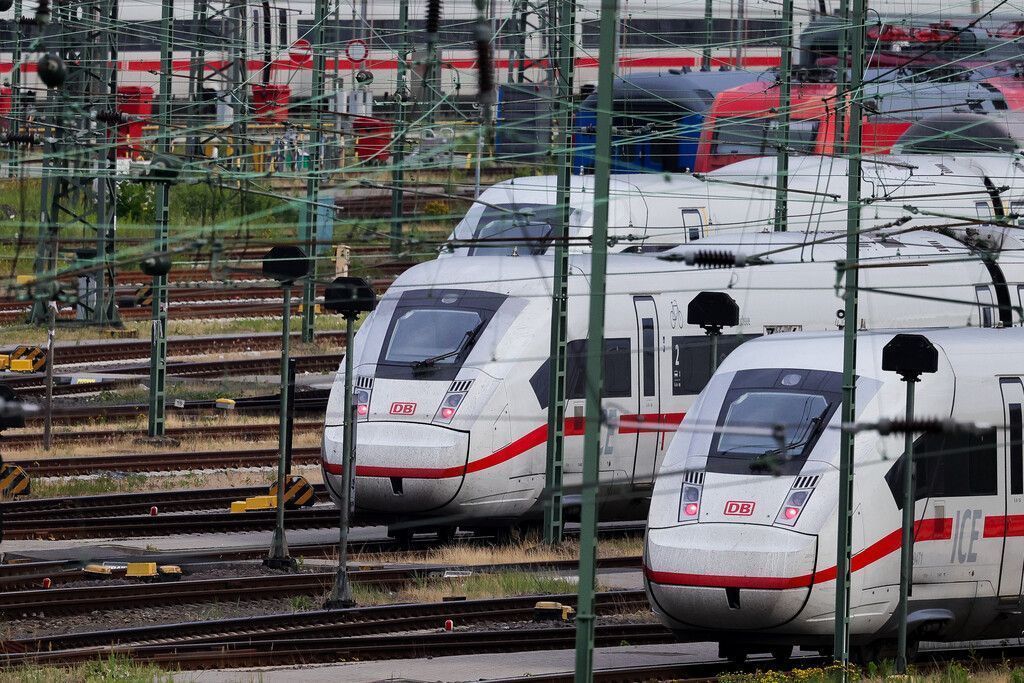 Ab Mittwochabend stehen Züge  bei der Deutschen Bahn still