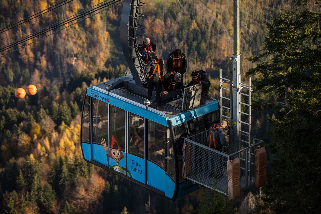 Die Herbstrevision der Karrenseilbahn wurde abgeschlossen, die Bahn ist ab Freitag, 9 Uhr, wieder in Betrieb.  VN/Steurer