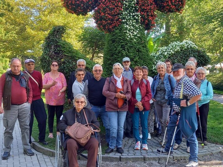 Die Mitglieder erkundeten die Insel und bewunderten eine Vielfalt von farbenprächtigen Herbstblumen.PVÖ Lustenau