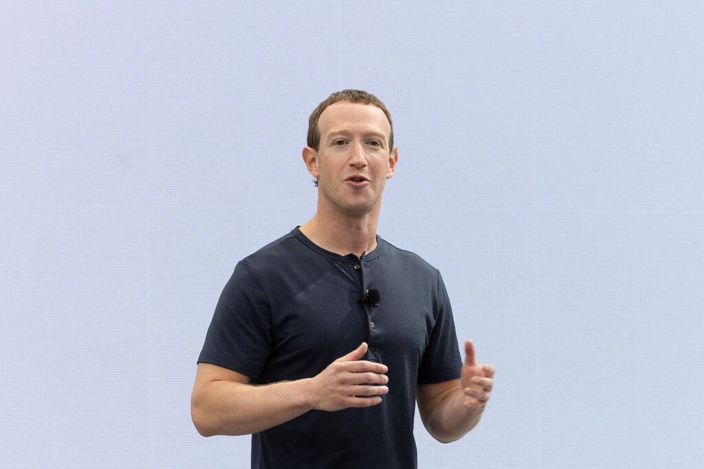 Zuckerberg &#8220;außer Gefecht&#8221;