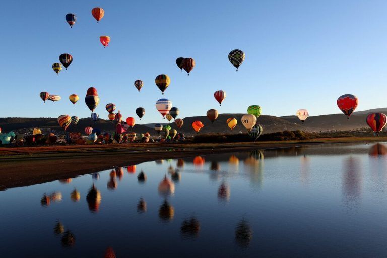 In Mexiko ging das 21. internationale Heißluftballon-Festival über die Bühne – beziehungsweise über Städte und Gewässer. AFP