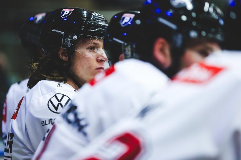 Julian Metzler gilt in der Pioneers-Mannschaft als stets positiver Typ.Gepa