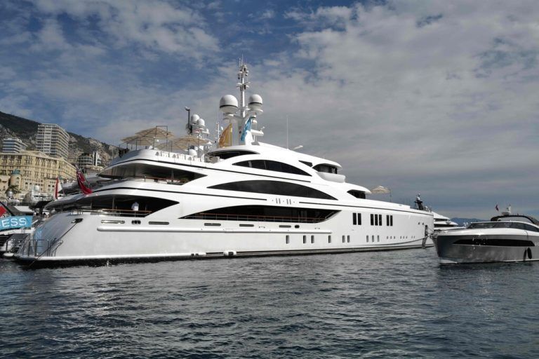 Luxusyachten und Privatjets - Superreiche leben klimaschädlich. ap