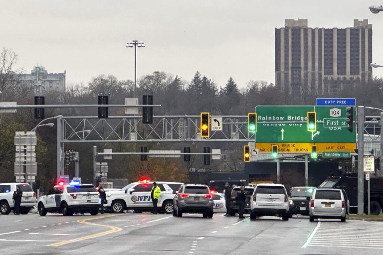FBI untersucht  Autoexplosion bei  den Niagarafällen