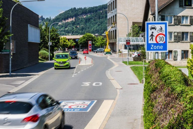 Im Wolfurter Ortszentrum muss bereits Tempo 30 gefahren werden, dort gibt es sogar eine Begegnunszone durch den Ort. <span class="media-container dcx_media_rtab" data-dcx_media_config="{}" data-dcx_media_type="rtab"> </span><span class="copyright">vn/steurer</span>