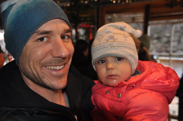 Christian besuchte mit Elise das Christkindlpostamt.