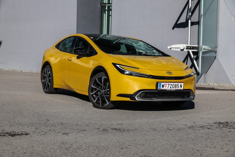 Kürzer, flacher und vor allem viel schöner: der neue Toyota Prius. <span class="copyright">VN/Steurer</span>
