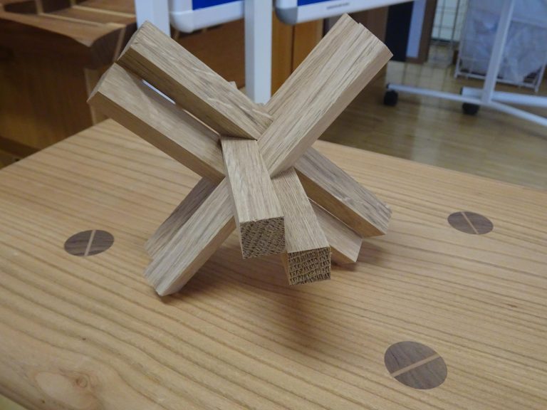 Das fertige Gedulds-Steckspiel.