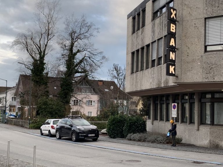 Bürgermeisterin Katharina Wöß-Krall betont die Wichtigkeit des privat geführten Zentrumsprojekts.