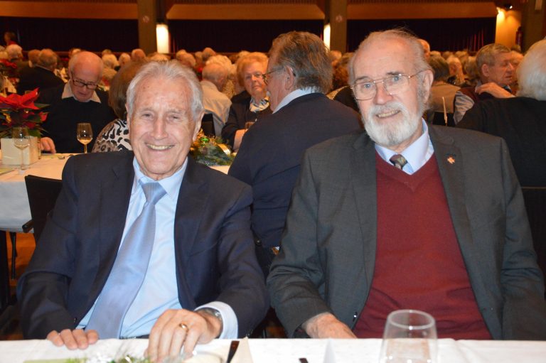 Günther Fitz und Anton Huber sind auch am Tisch der jüngsten Gäste.