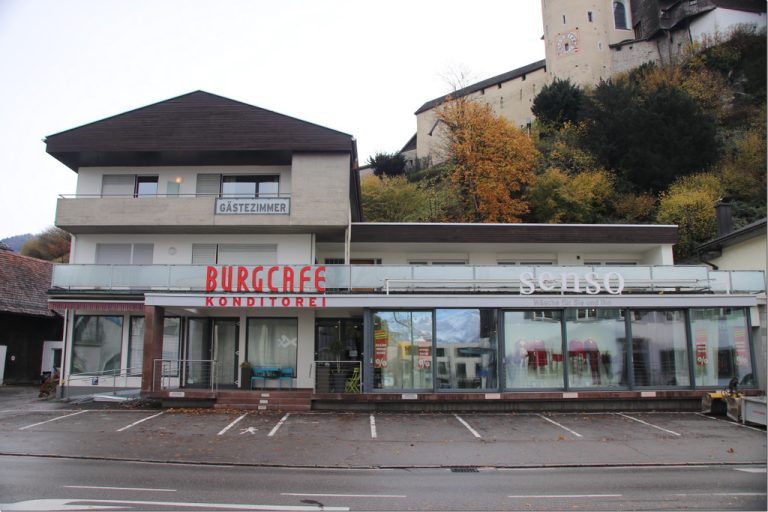 Die Rankweiler Filiale der Raiba Montfort übersiedelt ins Burgcafe. <span class="copyright">VN-TK</span>