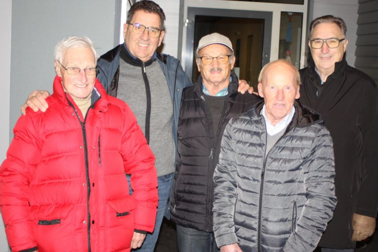 Adalbert Gapp, Helmut Jenny, Kurt Erne, Hugo Erne und Franz Raich waren bei der Info-Veranstaltung mit dabei.