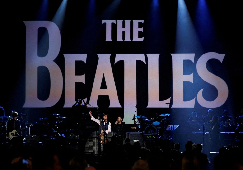Beatles und Stones stürmen die Charts