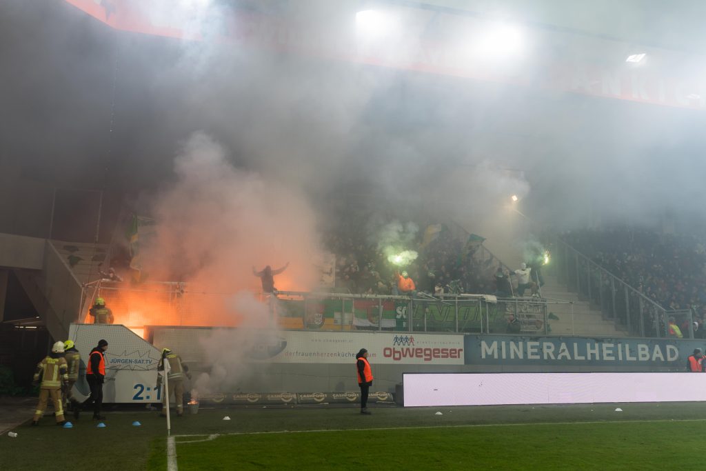 Austrias Warten auf neuen Trainer und eine Geldstrafe
