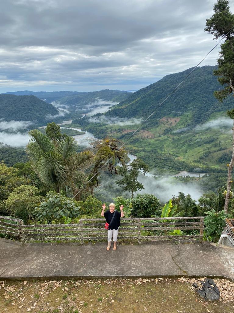 Margit in ihrer zweiten Heimat in Ecuador. 