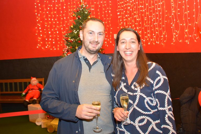 Andreas Langes und Nicole Luther (Russmedia).