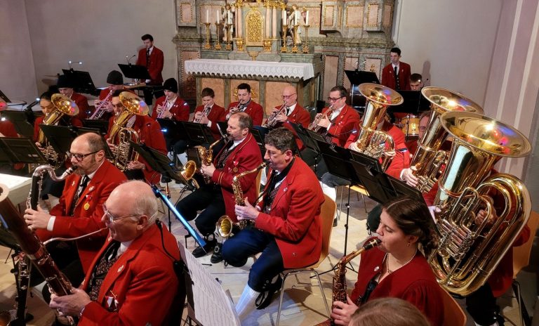 Das Adventkonzert des Musikvereines Lochau unter der Leitung des Kapellmeisters Harald Schele war wieder ein schöner Beitrag zu einer besinnlich gestalteten Vorweihnachtszeit.
