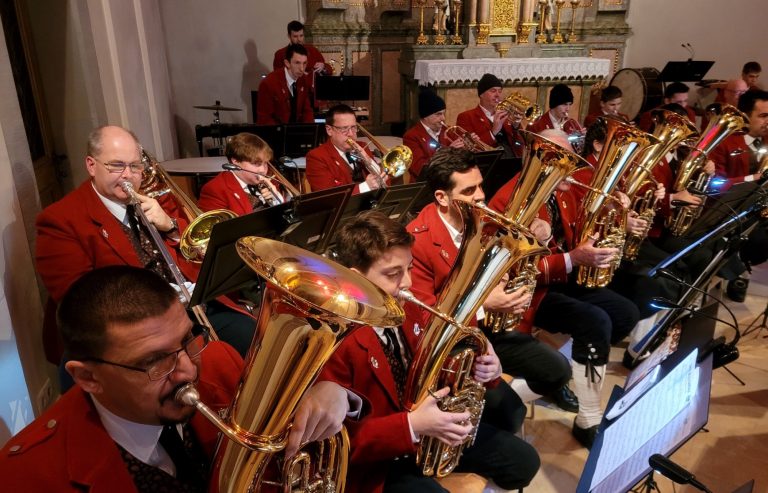 Das Adventkonzert des Musikvereines Lochau unter der Leitung des Kapellmeisters Harald Schele war wieder ein schöner Beitrag zu einer besinnlich gestalteten Vorweihnachtszeit.