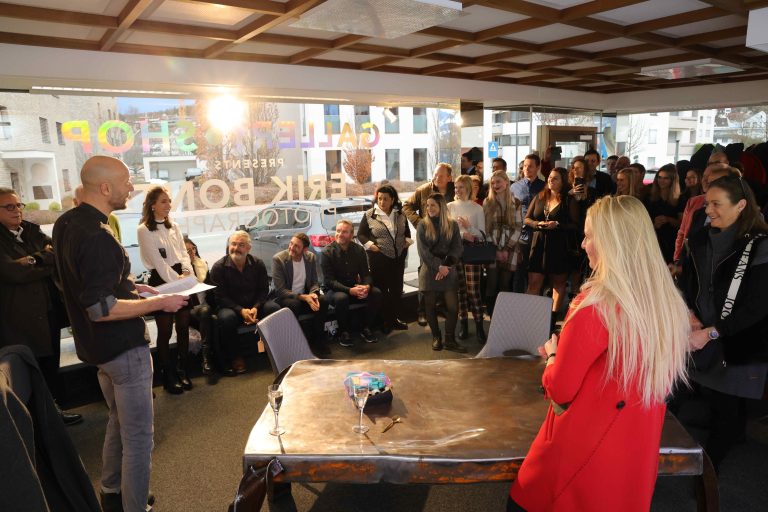 Großer Besucherandrang in neuer Vaduzer Galerie.