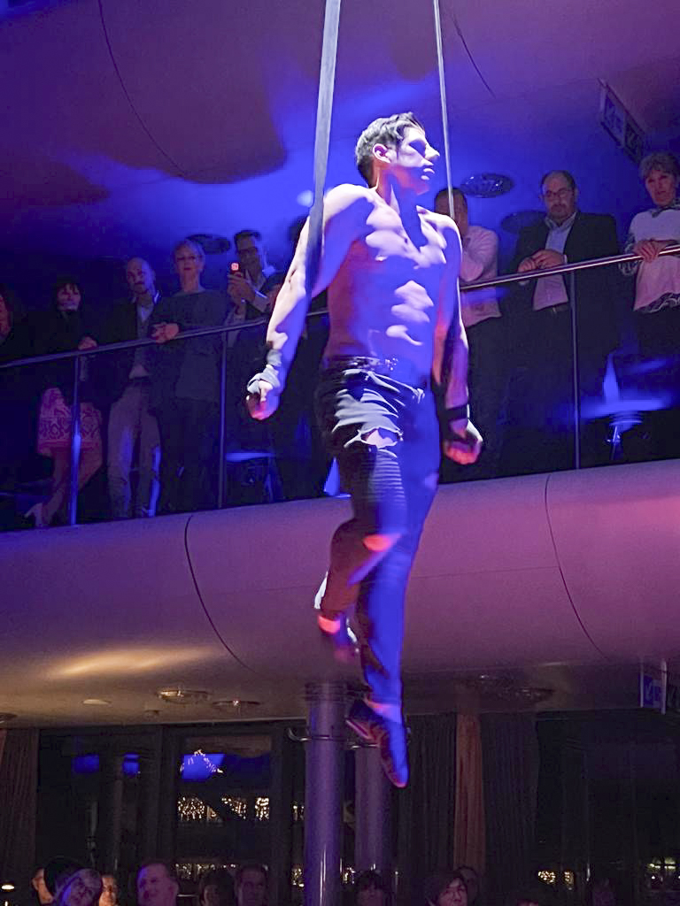 Chris Kiliano bot eine atemberaubende Performance.